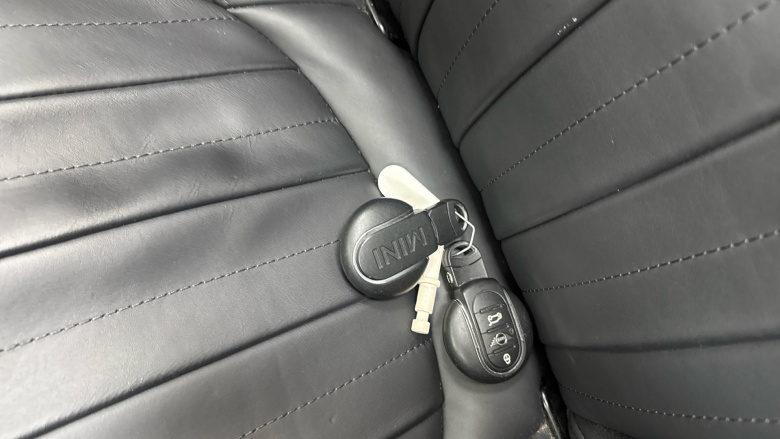 MINI Convertible 2.0 Cooper S Exclusive II 2dr Petrol Convertible